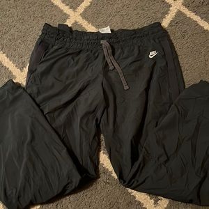 Nike puffer pants